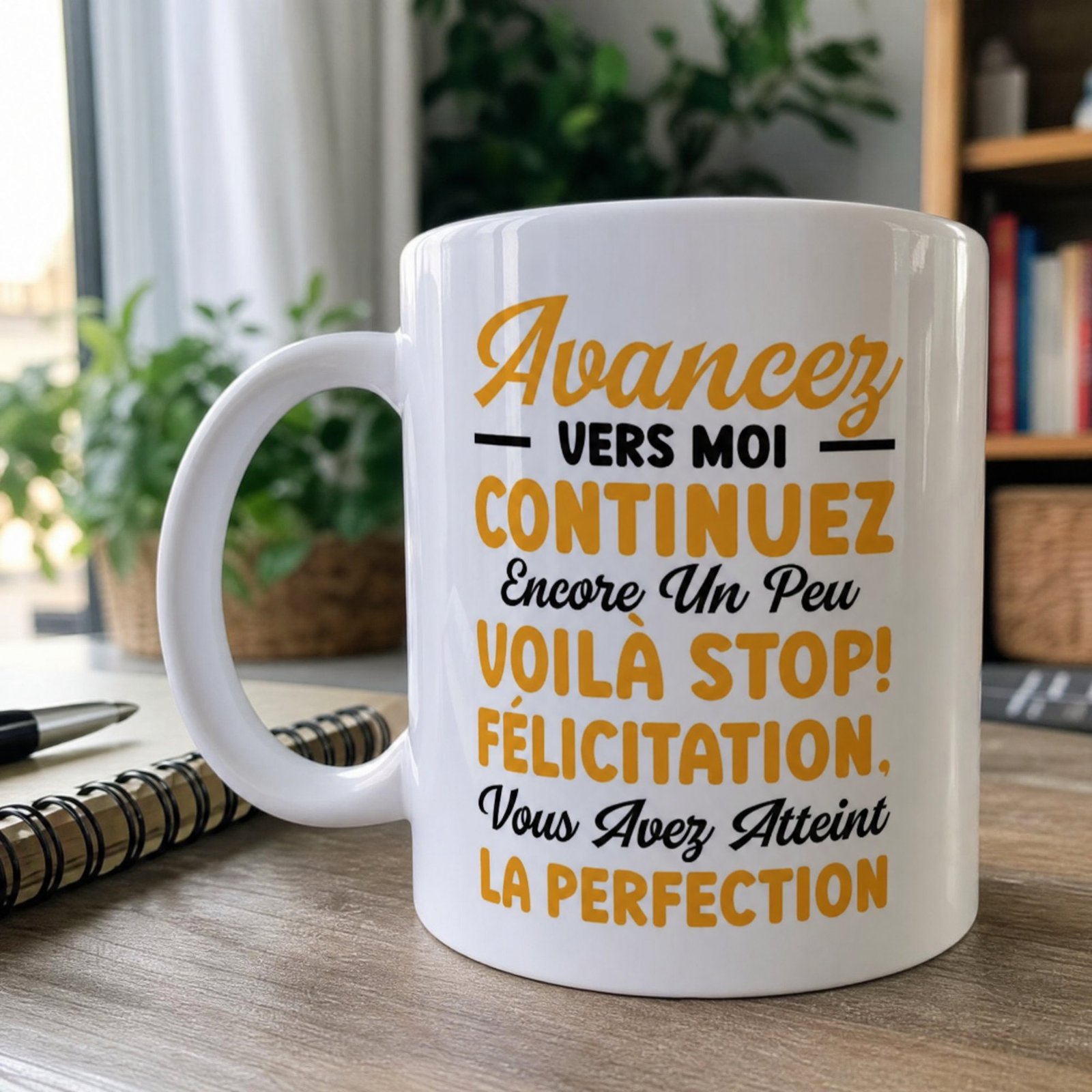 Mug Avancez vers moi – premier mot en script orange