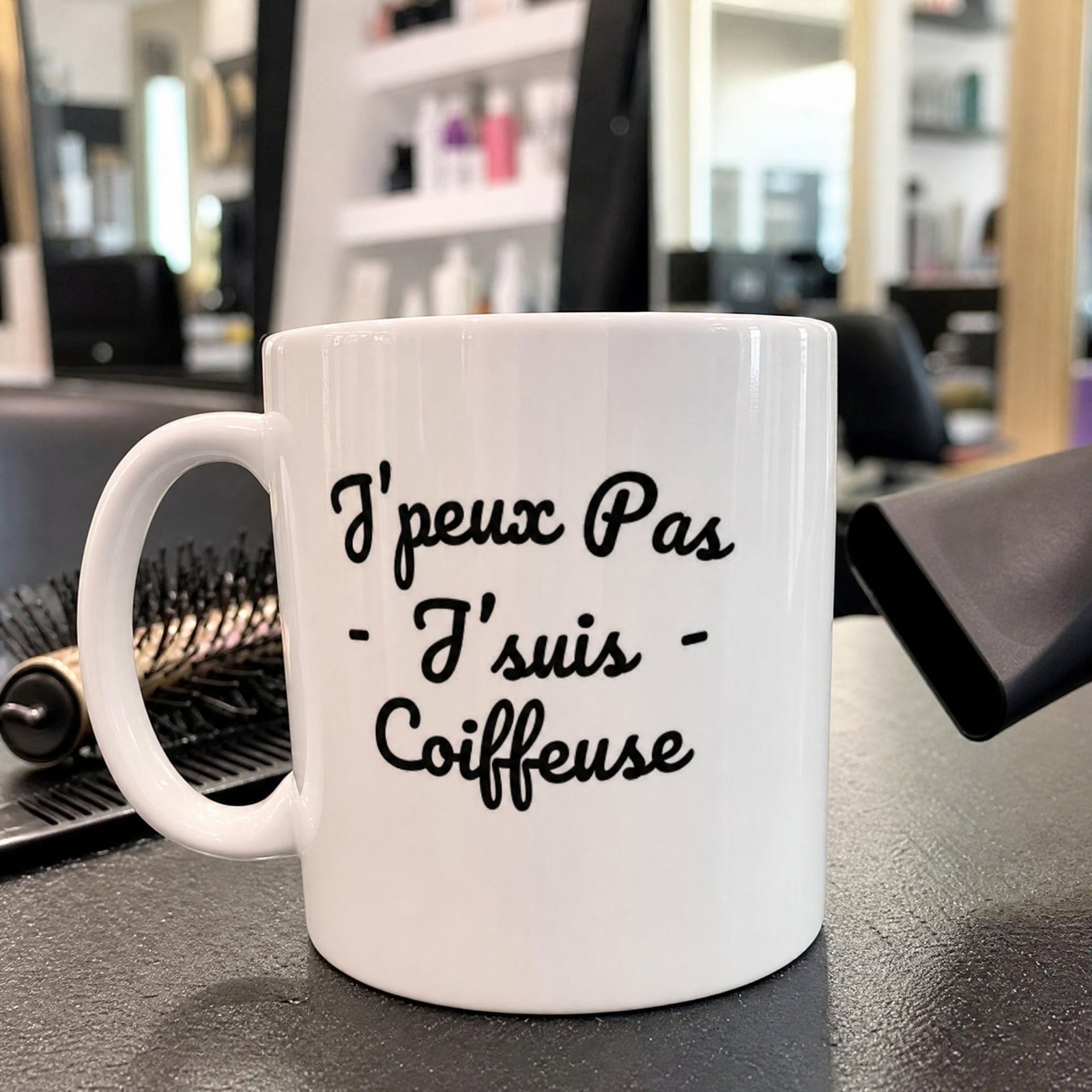 Mug Coiffeuse J&rsquo;peux pas j&rsquo;suis coiffeuse – Idée Cadeau Original