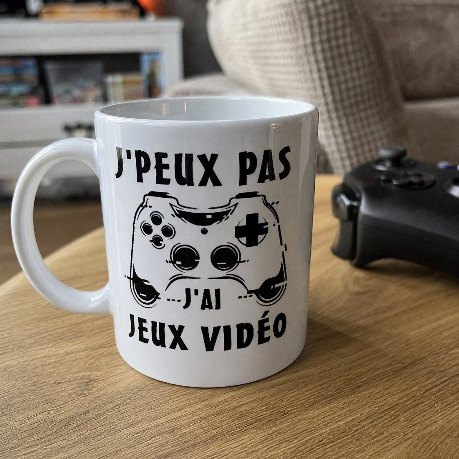 Mug J’peux pas j’ai jeux vidéo – manette blanche effet glitch