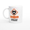 14967a8b-b599-42d6-8d44-166f8784700e.jpg Mug Danger Risque Élevé de Geekerie Losange Contour