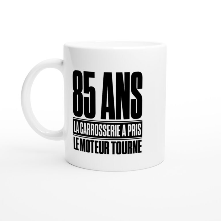 Mug 85 Ans la Carrosserie A Pris le Moteur Tourne