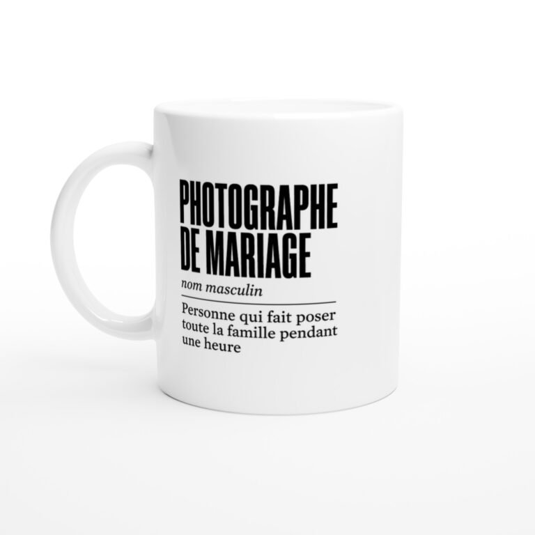 Mug Photographe de Mariage Personne Qui Fait Poser Toute la Famille Pendant une Heure